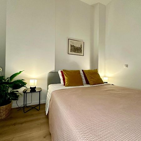 Luxury Suites Mons By Rikas Hotels エクステリア 写真