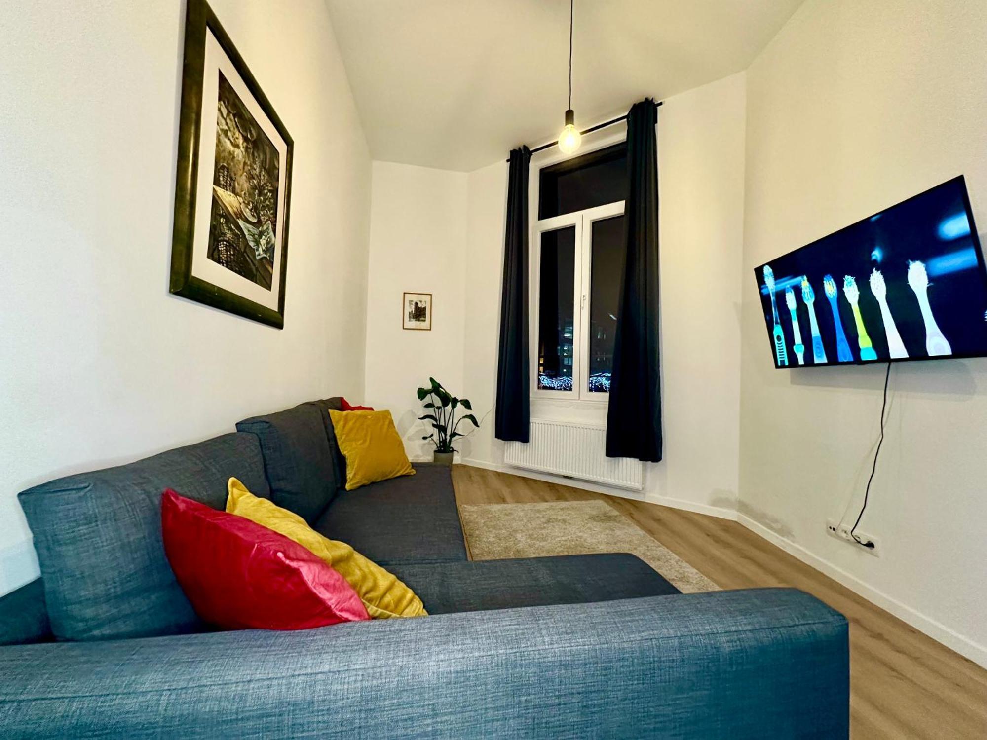 Luxury Suites Mons By Rikas Hotels エクステリア 写真